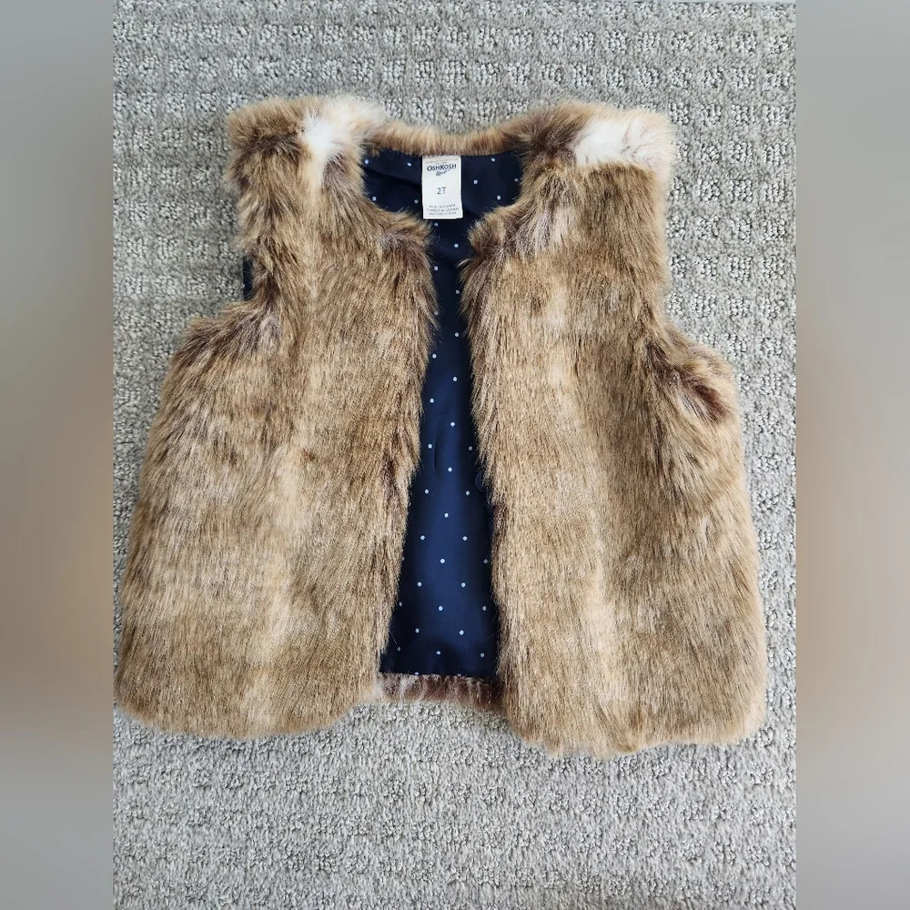 Oshkosh B'gosh Girls Brown Sleeveless Faux Holiday Winter Fur Vest Size 2T NWOT